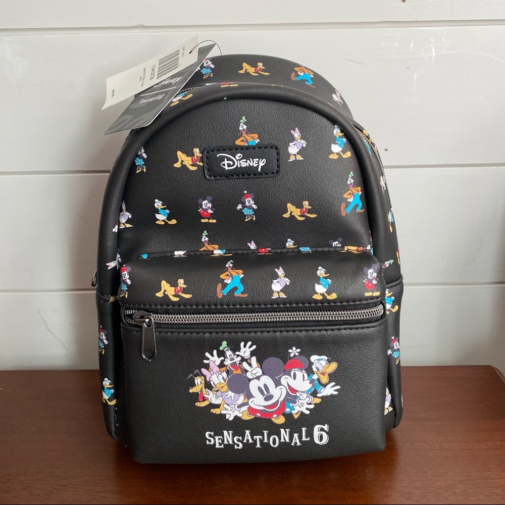 DISNEY LOUNGEFLY | Sensational 6 Mini Backpack
